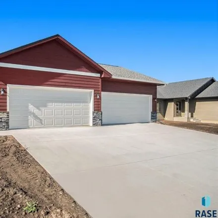 Buy this 3 bed house on Cypress Avenue in Madison, SD 57042