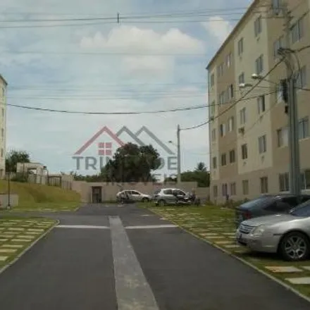 Rent this 1 bed apartment on Rua José de Souza Porto in Monjolos, São Gonçalo - RJ