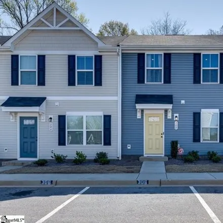 Buy this 3 bed condo on Fernside Court in Hughes Heights, Greenville County