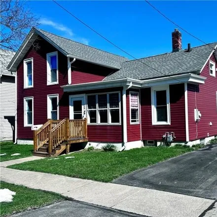 Buy this 3 bed house on 320 Franklin Avenue in City of Dunkirk, NY 14048