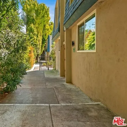 Image 3 - 972 Larrabee Street, West Hollywood, CA 90069, USA - Condo for sale