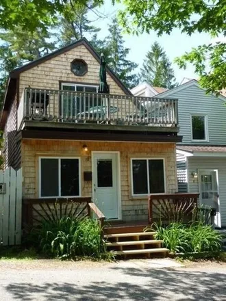 Buy this 4 bed house on 10 Prospect Street in Old Orchard Beach, ME 04064