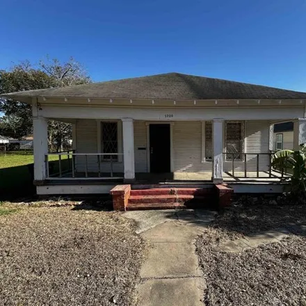 Buy this 3 bed house on 1946 12th Street in Port Arthur, TX 77640