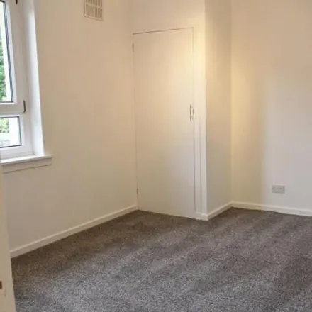 Image 9 - J&W Carpets, Hillhouse Road, Blantyre, ML3 9FH, United Kingdom - Apartment for rent