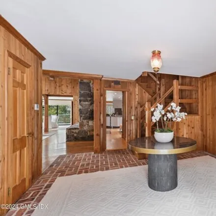 Image 8 - 67 Londonderry Drive, Greenwich, CT 06830, USA - House for sale