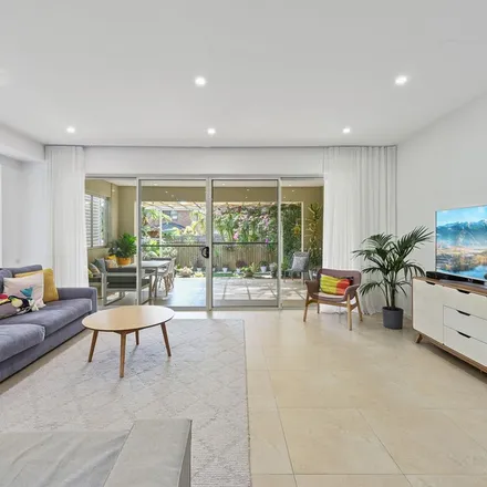 Image 2 - Giles Street, Chifley NSW 2036, Australia - Apartment for rent