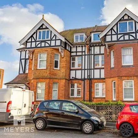 Image 1 - Victory Court, 33-35 Boscombe Spa Road, Bournemouth, BH5 1AS, United Kingdom - Apartment for sale