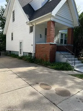 Buy this 3 bed house on 14880 Ilene Street in Detroit, MI 48238