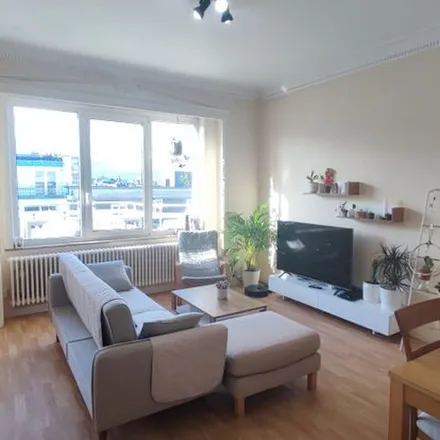 Rent this 1 bed apartment on Avenue des Phalènes - Nachtvlinderslaan 29 in 1050 Brussels, Belgium