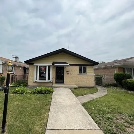 Buy this 2 bed house on 9519 South Peoria Street in Chicago, IL 60620