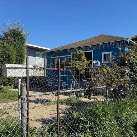 Image 2 - East 50th Street, Los Angeles, CA 90011, USA - House for sale
