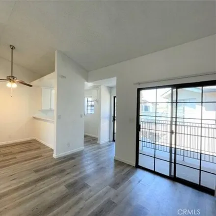 Image 5 - McBrearty & Ware Law, Newport Avenue, Long Beach, CA 90804, USA - Apartment for rent