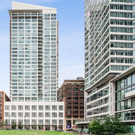 Buy this 1 bed condo on Wells Street Tower in 701 South Wells Street, Chicago