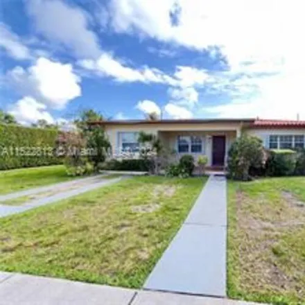 Rent this 3 bed house on 2101 SW 81st Ave
