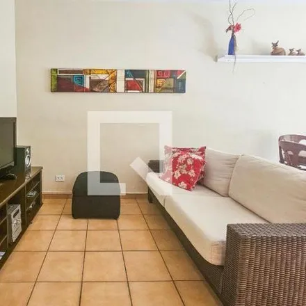 Rent this 3 bed apartment on Rua Sorocaba in Pitangueiras, Guarujá - SP