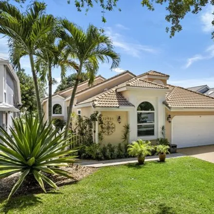 Buy this 3 bed house on 12985 Oak Knoll Drive in Palm Beach County, FL 33418
