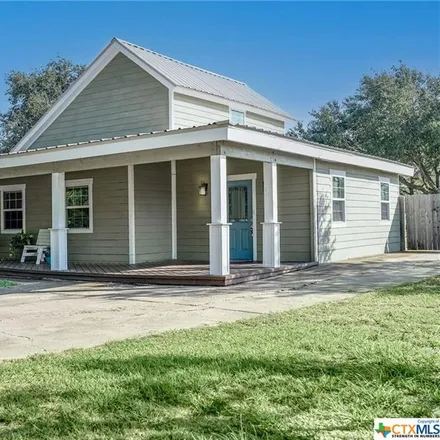 Image 2 - 316 El Camino Real Street, Port Lavaca, TX 77979, USA - House for sale