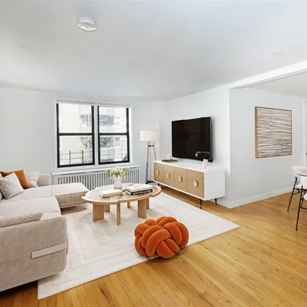 Buy this studio apartment on 150 EAST 27TH STREET 4G in New York