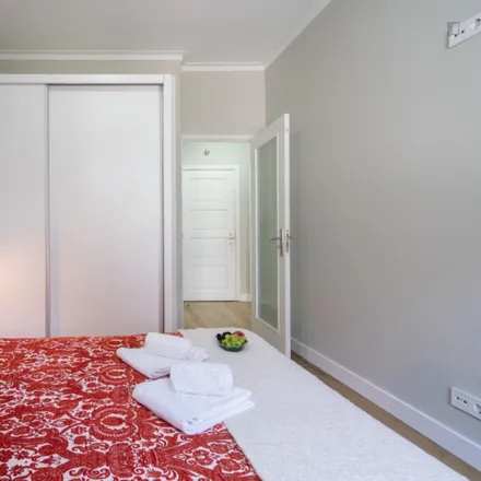 Rent this 2 bed apartment on Santo Isidro in Rua da Alegria, 4000-046 Porto