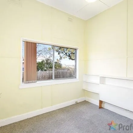 Rent this 3 bed apartment on 114 Erskine Street in North Hill NSW 2350, Australia
