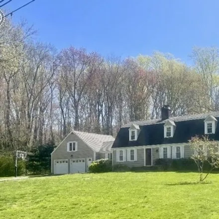 Buy this 5 bed house on 55 Wepawaug Road in Woodbridge, South Central Connecticut Planning Region