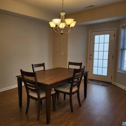 Image 7 - 164 Old Fifth Circle, Charlottesville, VA 22903, USA - House for rent