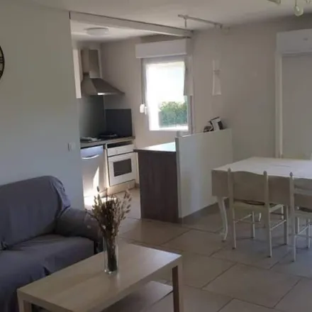 Rent this 2 bed apartment on Avignon in Vaucluse, France