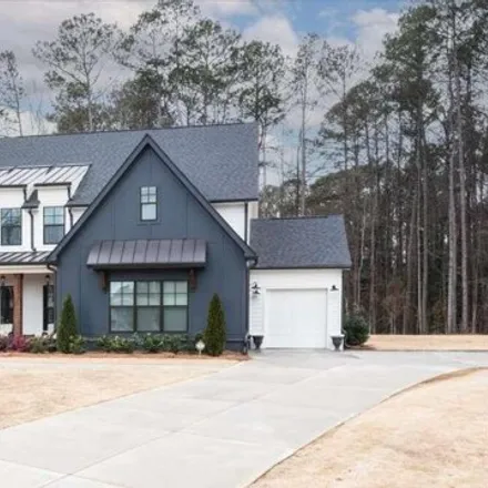 Buy this 5 bed house on Reed Farm Lane in Roswell, GA 30077