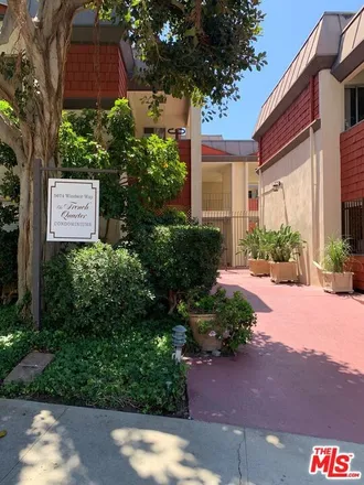 Rent this 2 bed condo on 5674 Sumner Way in Ladera Heights, CA 90230