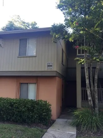 Rent this 3 bed condo on 1709 Smith Street in Orange Park, Clay County