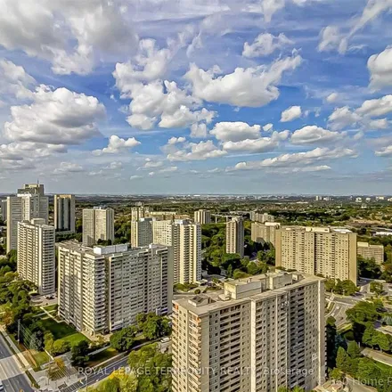 Image 2 - 3482 Hurontario Street, Mississauga, ON L5A 3W9, Canada - Apartment for rent