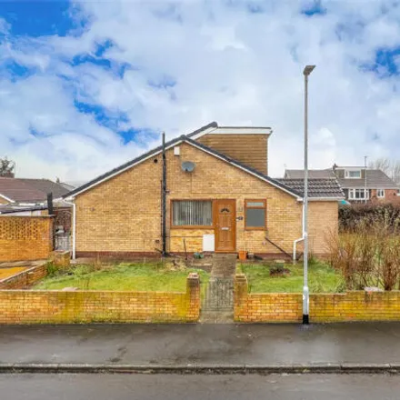 Buy this 3 bed house on Westerton Primary Academy in Wharfedale Rise, Tingley