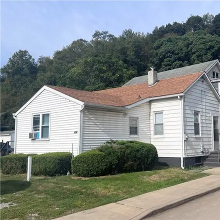 Buy this 2 bed house on 309 Jackson Street in East Vandergrift, Westmoreland County