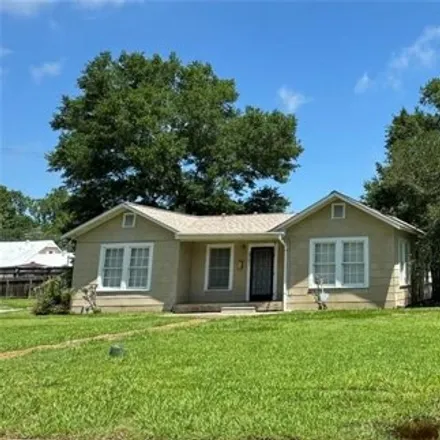 Image 3 - 2709 Cornell Street, Liberty, TX 77575, USA - House for sale