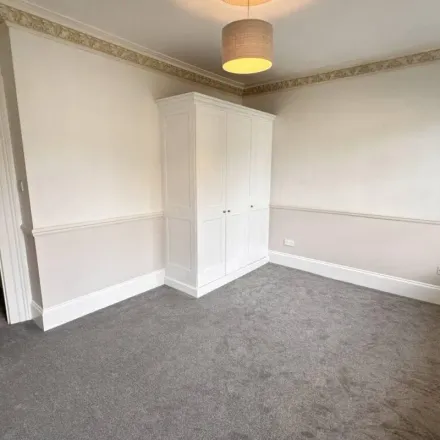 Image 2 - Sunningdale, 40 London Road, London, HA1 3JF, United Kingdom - Apartment for rent