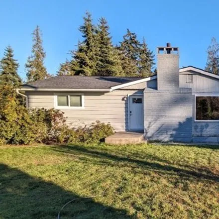 Buy this 5 bed house on North Larch Avenue in Mount Pleasant, Clallam County