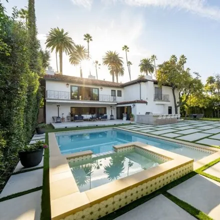 Image 1 - 520 North Bedford Drive, Beverly Hills, CA 90210, USA - House for rent