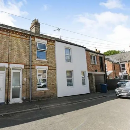 Buy this 2 bed townhouse on Cannon Terrace in Wisbech, PE13 2QW