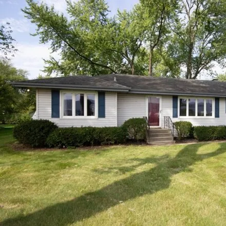 Buy this 3 bed house on 24122 South Frontage Road West in Channahon, IL 60410