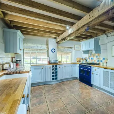 Image 4 - Farmer Cottage, 15 Bakers Road, Wroughton, SN4 0RP, United Kingdom - House for sale