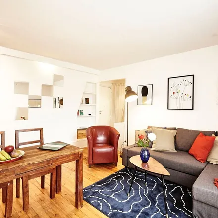 Image 8 - 14 Rue Houdon, 75018 Paris, France - Apartment for rent