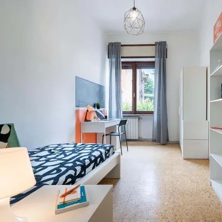 Rent this 6 bed room on Via Guglielmo Romiti in 56125 Pisa PI, Italy