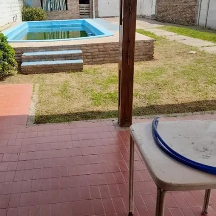Buy this 2 bed house on Avenida José de San Martín 261 in Departamento San Lorenzo, 2156 Fray Luis Beltrán