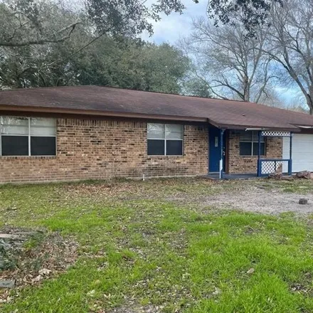Buy this 3 bed house on 531 East Norris Street in El Campo, TX 77437