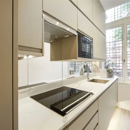 Rent this 1 bed apartment on The Apartments by The Sloane Club in 15-19 Sloane Gardens, London