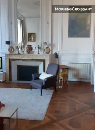 Rent this 1 bed apartment on Bordeaux in Saint-Michel, FR