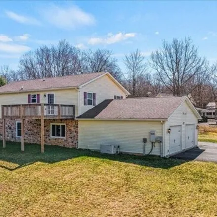 Image 4 - 150 Deerview Drive, Penn Forest Township, PA 18229, USA - House for sale