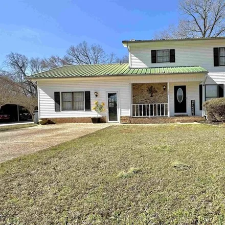 Buy this 3 bed house on 105 Greenfield Road in Florence, AL 35633