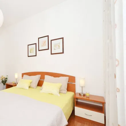 Image 5 - Grad Trogir, Split-Dalmatia County, Croatia - House for rent