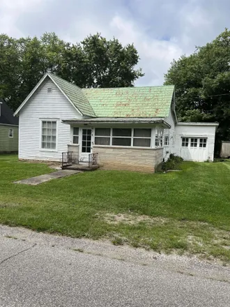 Buy this 3 bed house on 974 South 9th Street in Mitchell, Lawrence County